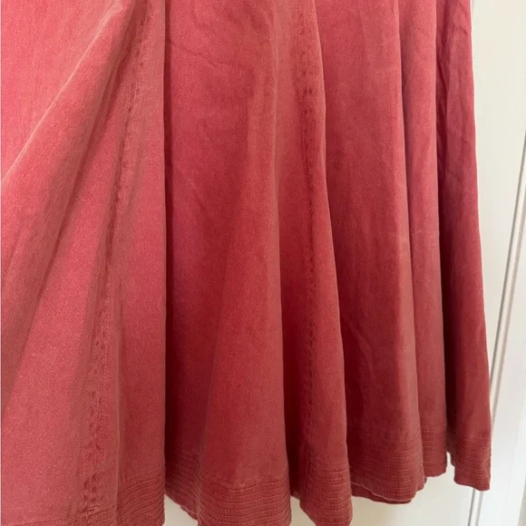 Tuckernuck Nantucket Red Stretch Twill Brynn Skirt - Picture 7 of 7